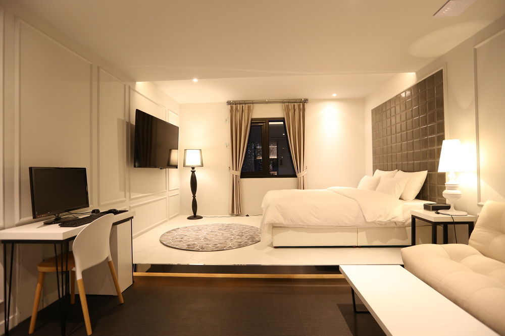 Dae Yeon Le Idea Hotel Busan Exterior photo